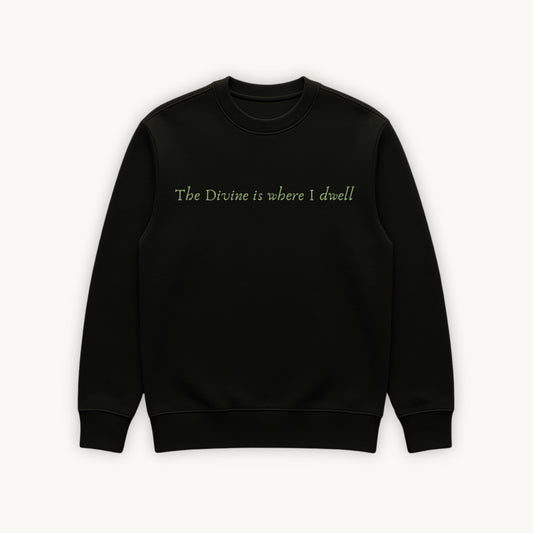 𝐆𝐑𝐀𝐏𝐇𝐈𝐂 𝐒𝐖𝐄𝐀𝐓𝐒𝐇𝐈𝐑𝐓