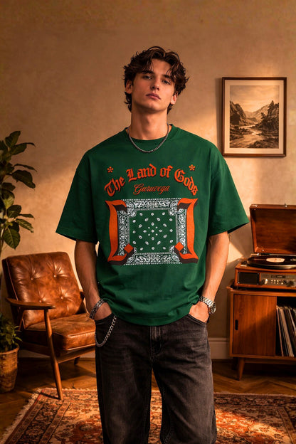 OVERSIZED GRAPHIC T-SHIRT